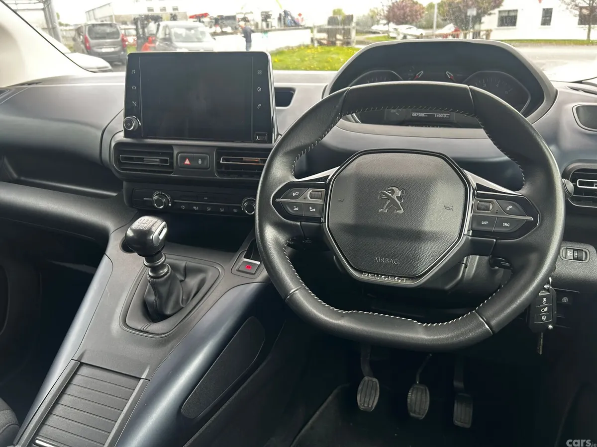 Peugeot Rifter MPV, Diesel, 2022, Grey