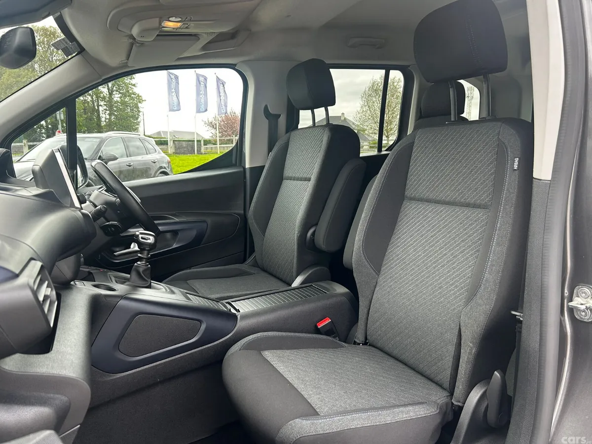 Peugeot Rifter MPV, Diesel, 2022, Grey