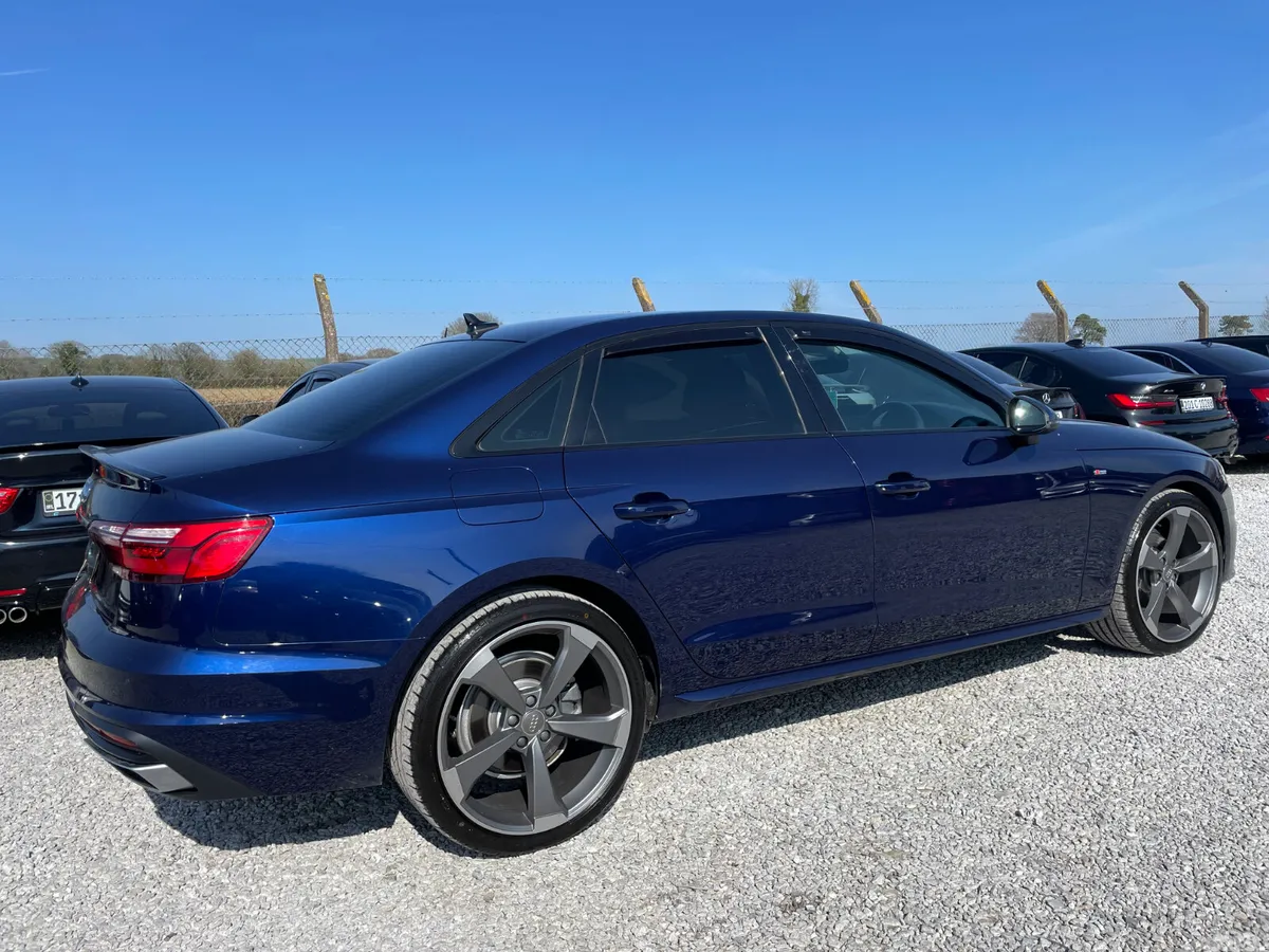 Audi A4 Saloon, Diesel, 2022, Blue