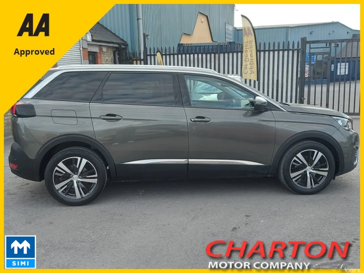 Peugeot 5008 MPV, Petrol, 2020, Grey
