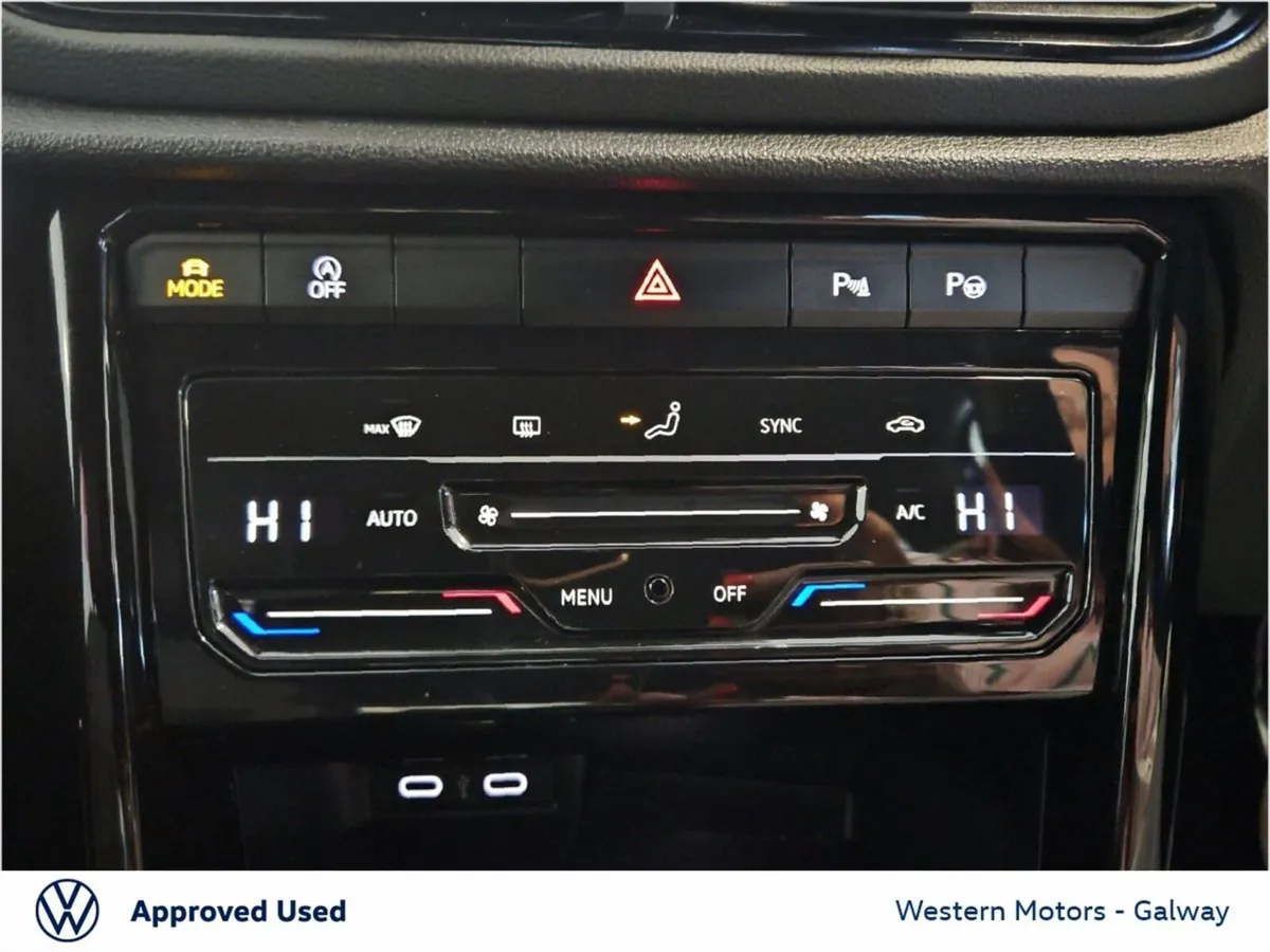 Volkswagen T-Roc SUV, Petrol, 2022, Blue