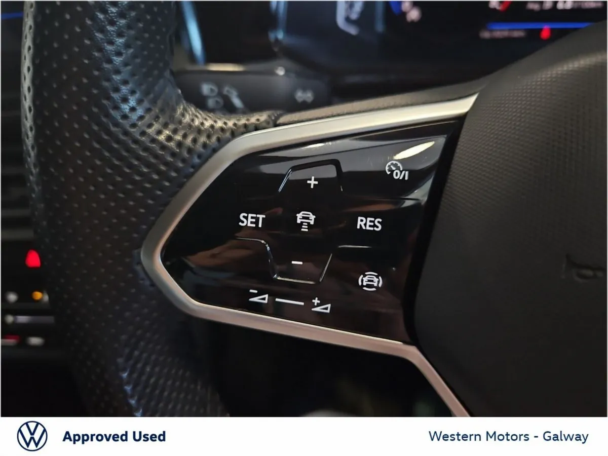 Volkswagen T-Roc SUV, Petrol, 2022, Blue