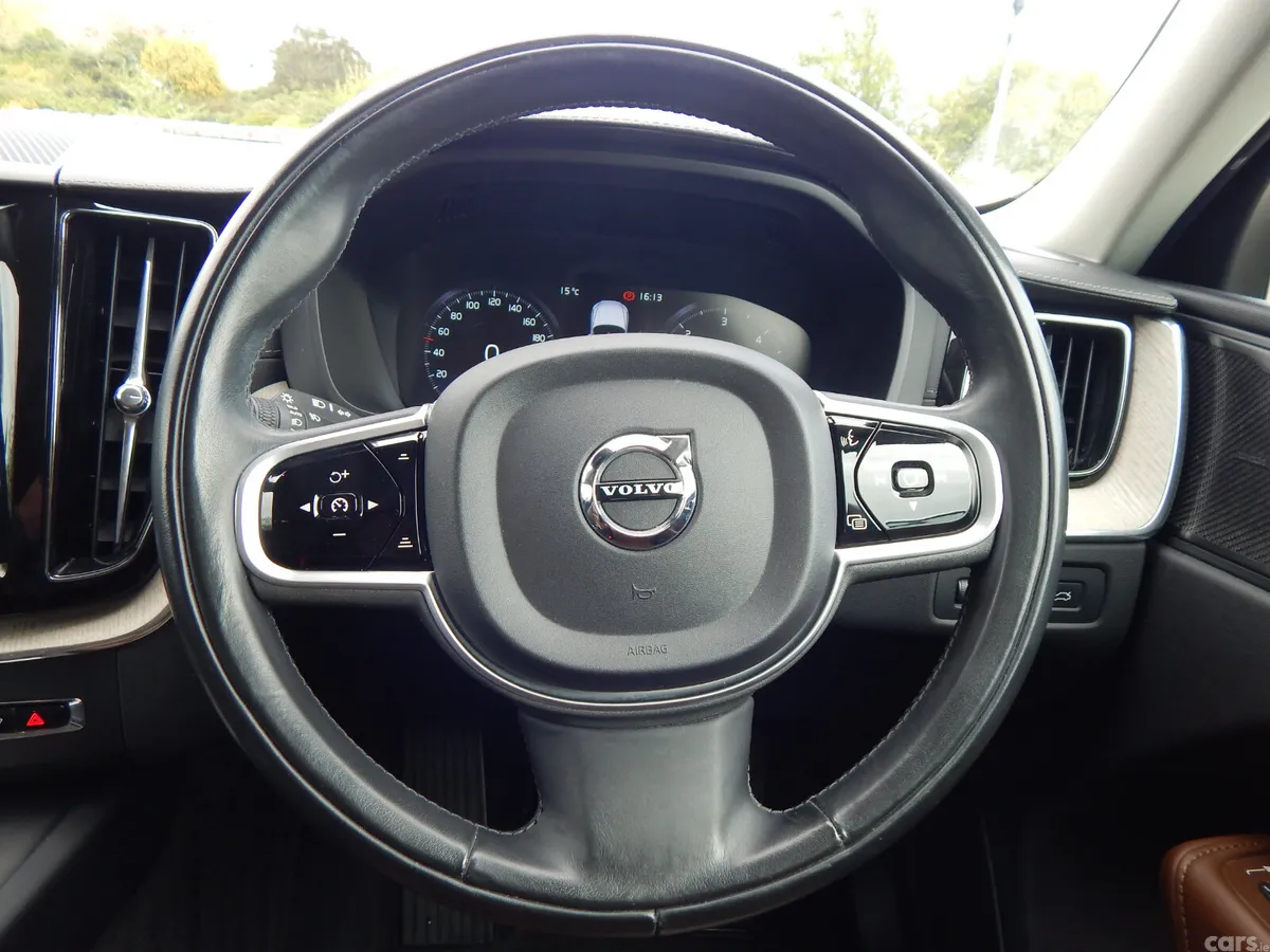 Volvo XC60 SUV, Diesel, 2019, Grey