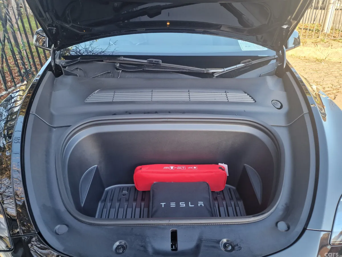 Tesla Model Y MPV, Electric, 2024, Black