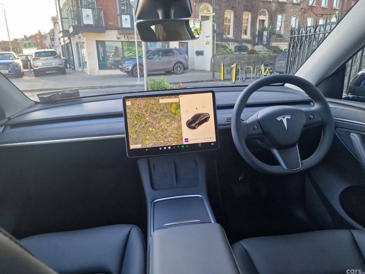 Tesla Model Y MPV, Electric, 2024, Black