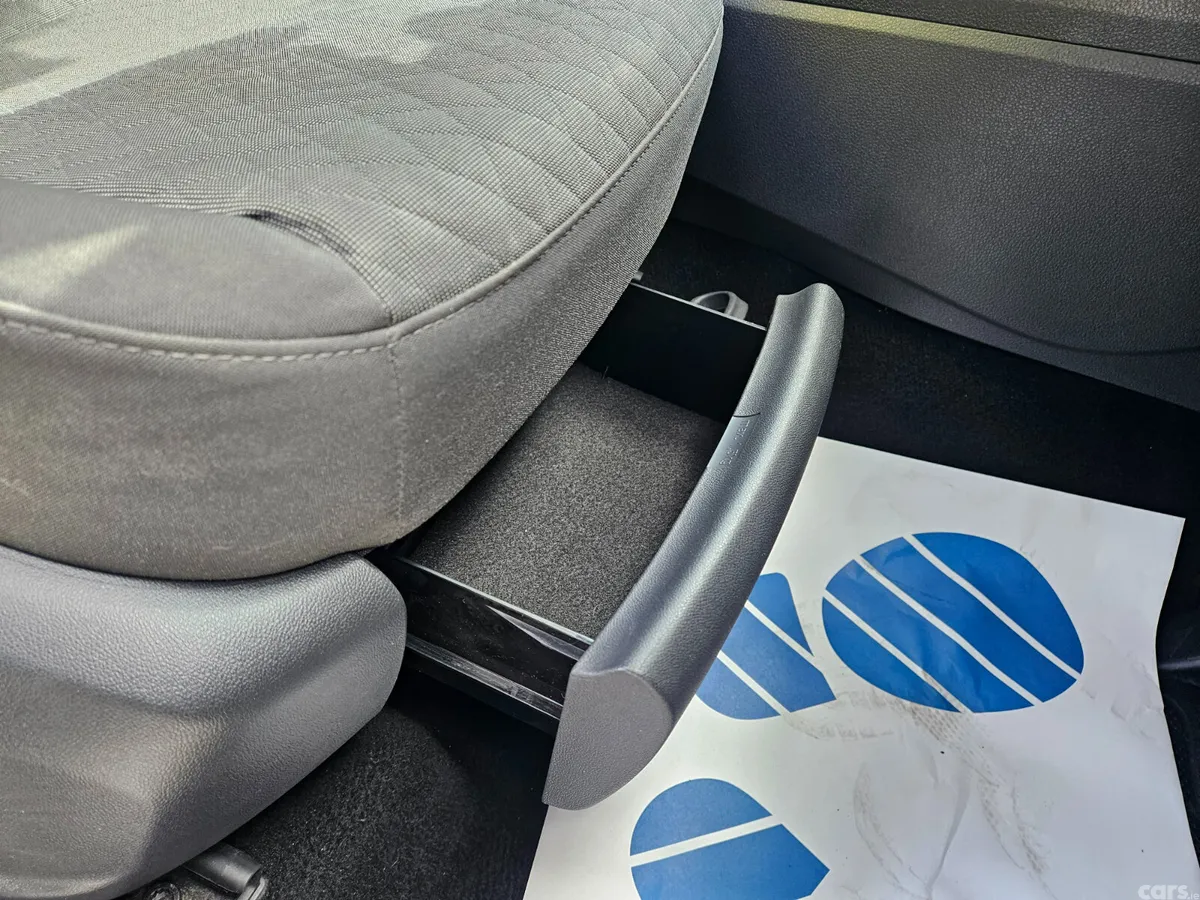 Volkswagen Caddy MPV, Diesel, 2023, Grey