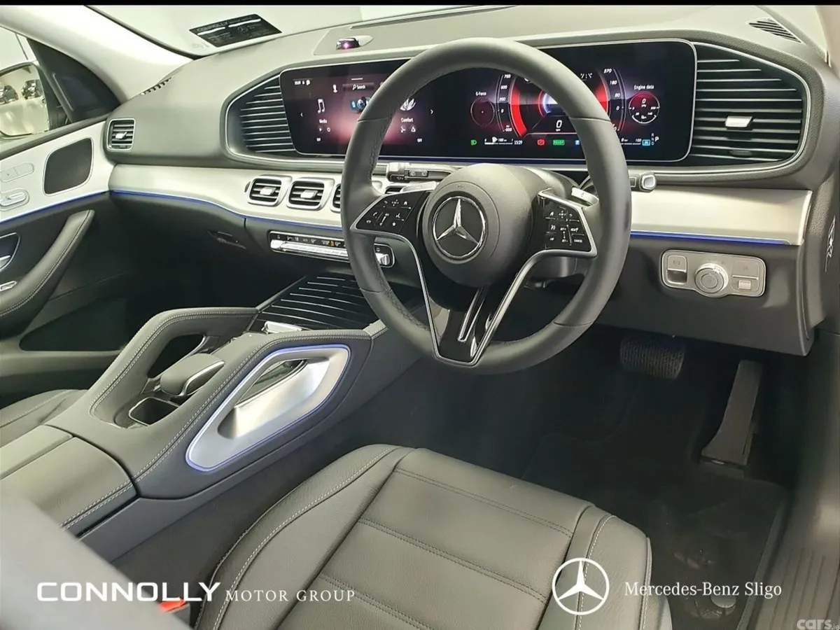Mercedes-Benz GLE SUV, Diesel Plug-in Hybrid, 2026, Black