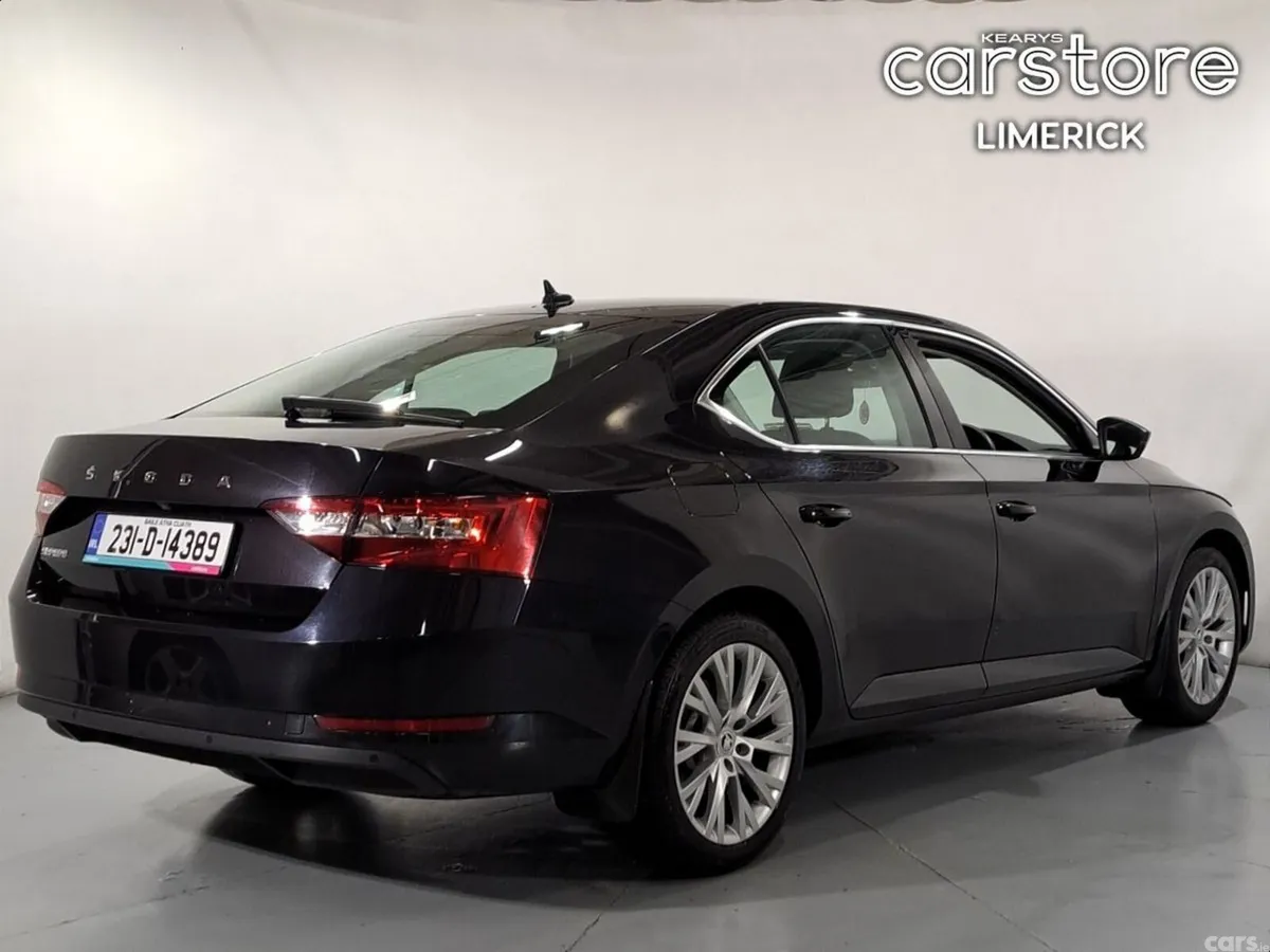 Skoda Superb Saloon, Diesel, 2023, Black