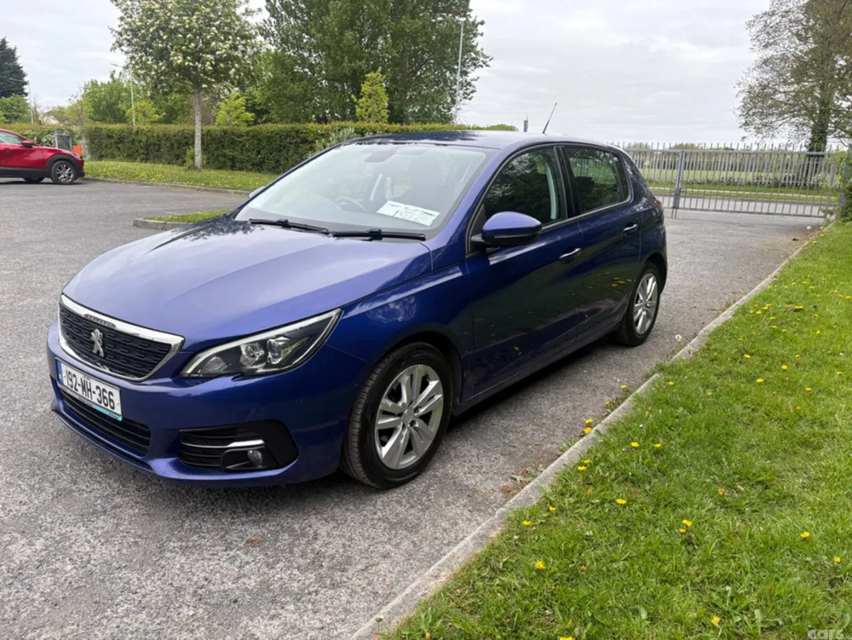 Peugeot 308 Hatchback, Diesel, 2019, Blue