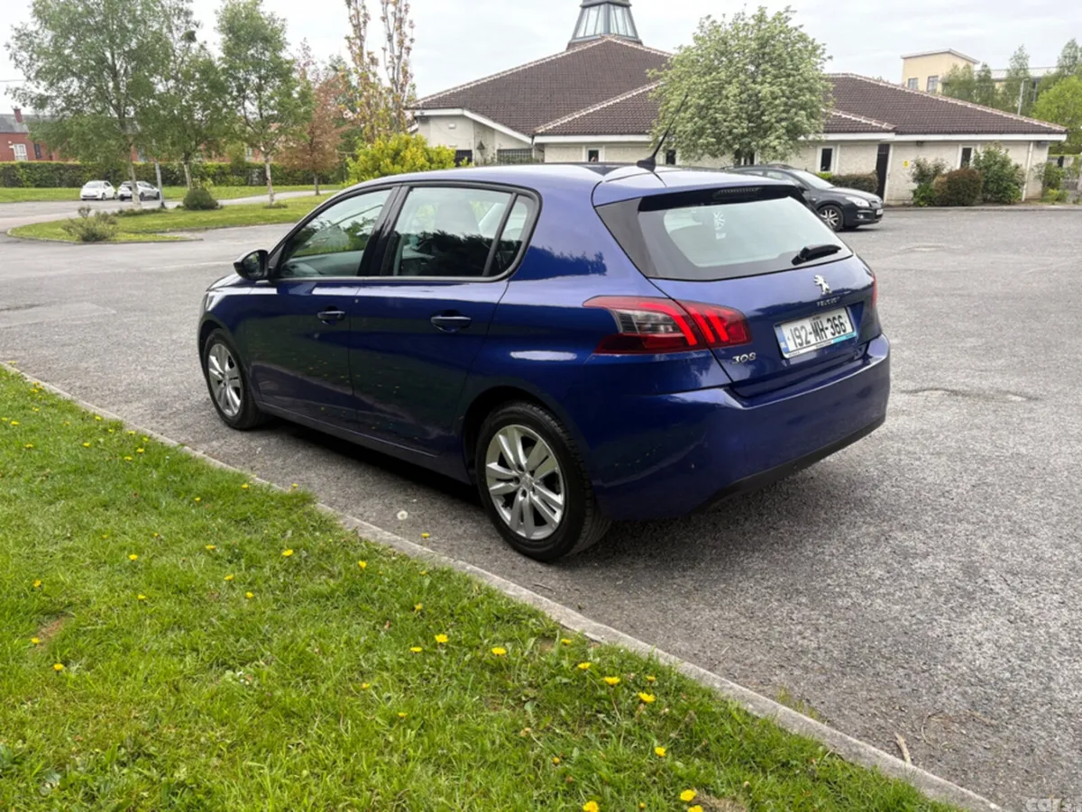 Peugeot 308 Hatchback, Diesel, 2019, Blue