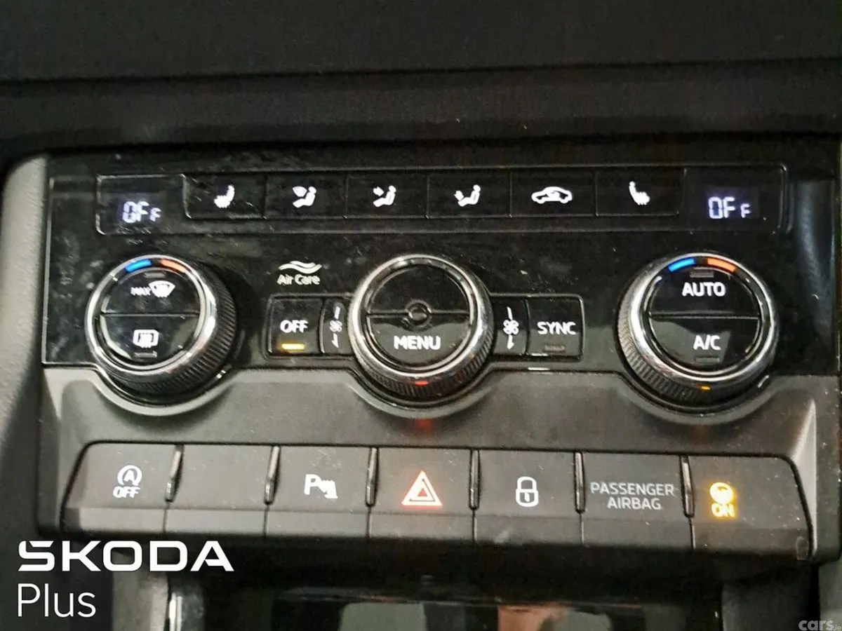 Skoda Karoq Estate, Diesel, 2023, Orange