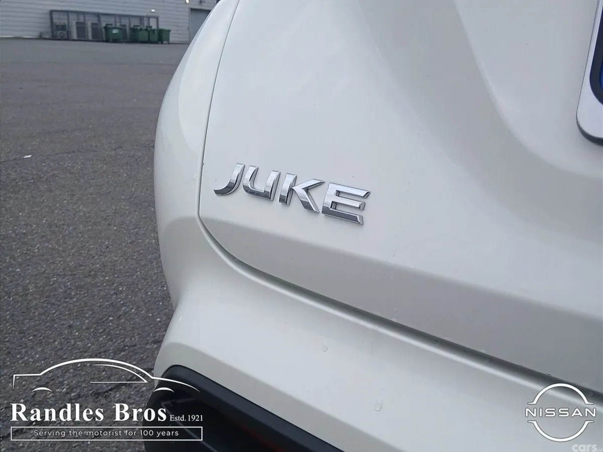 Nissan Juke SUV, Petrol Hybrid, 2024, White