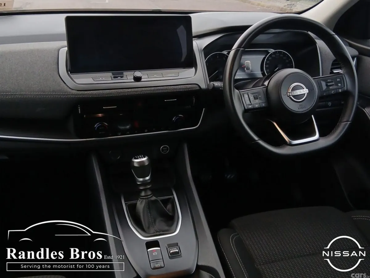 Nissan Qashqai MPV, Petrol, 2025, Grey