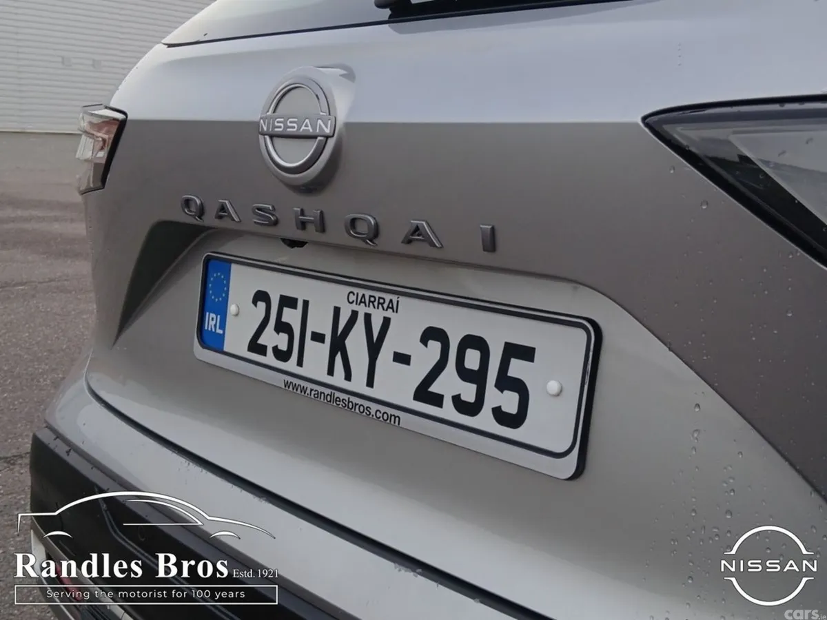 Nissan Qashqai MPV, Petrol, 2025, Grey