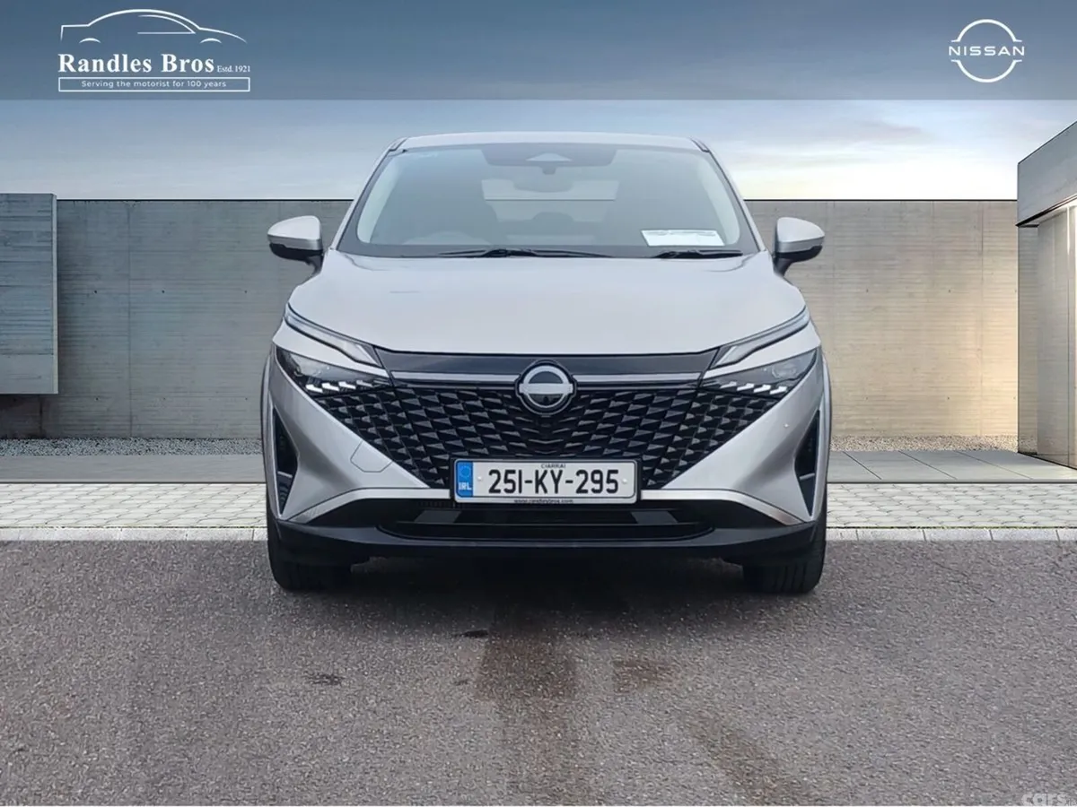 Nissan Qashqai MPV, Petrol, 2025, Grey