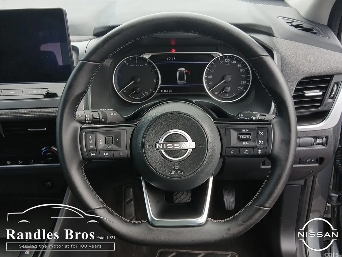 Nissan Qashqai MPV, Petrol Hybrid, 2025, Grey
