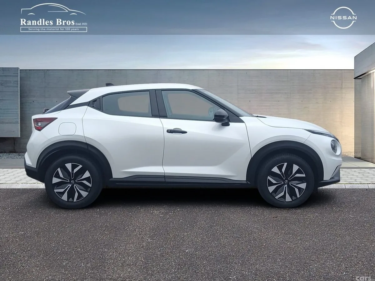 Nissan Juke SUV, Petrol, 2025, White