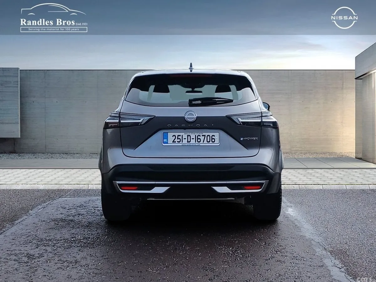 Nissan Qashqai MPV, Petrol Hybrid, 2025, Grey