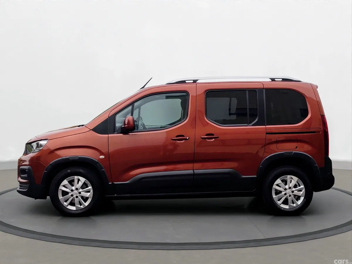 Peugeot Rifter MPV, Diesel, 2021, Brown