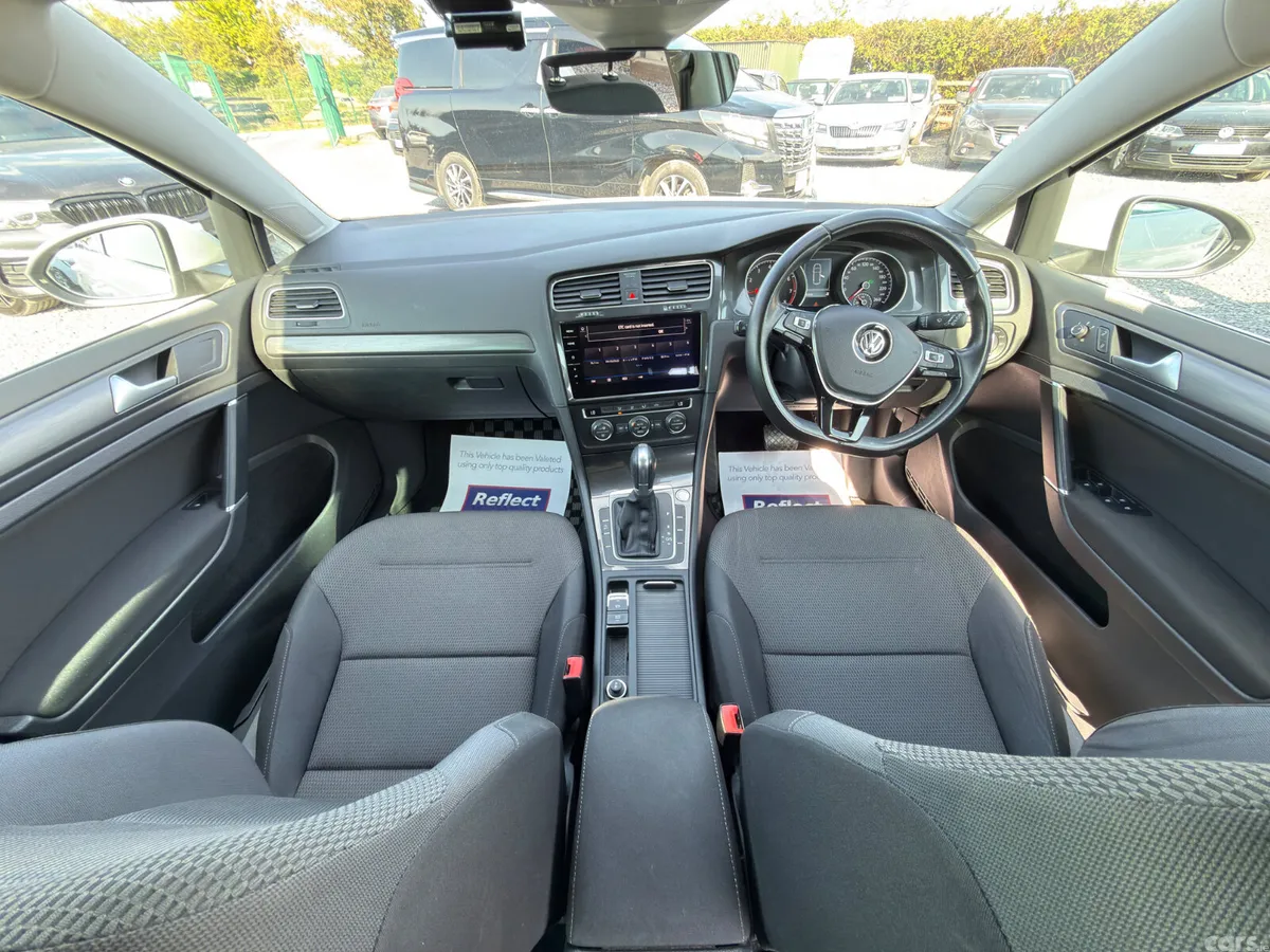 Volkswagen Golf Estate, Petrol, 2017, White