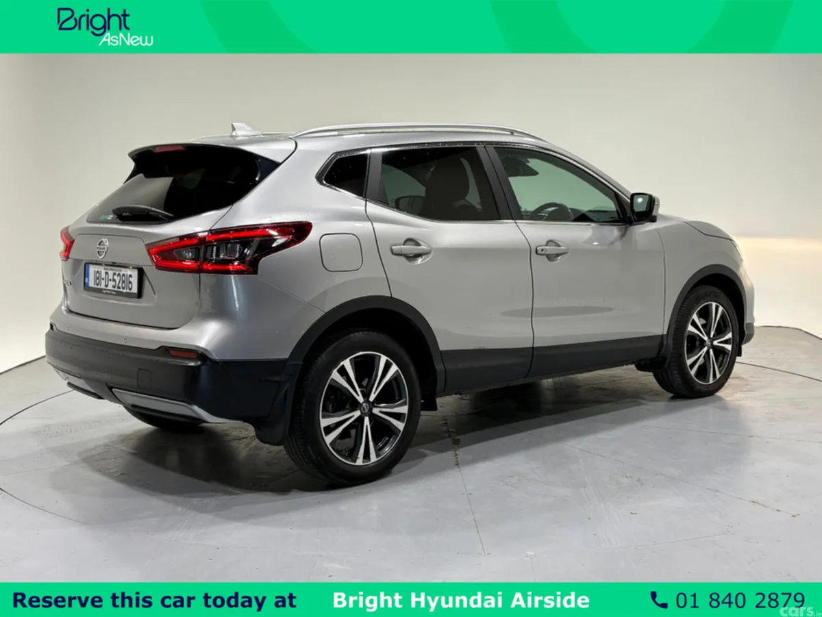Nissan Qashqai MPV, Petrol, 2018, Silver