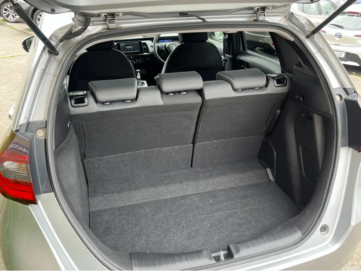 Honda Fit Hatchback, Petrol Hybrid, 2023, Silver