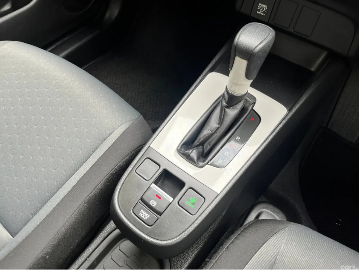 Honda Fit Hatchback, Petrol Hybrid, 2023, Silver