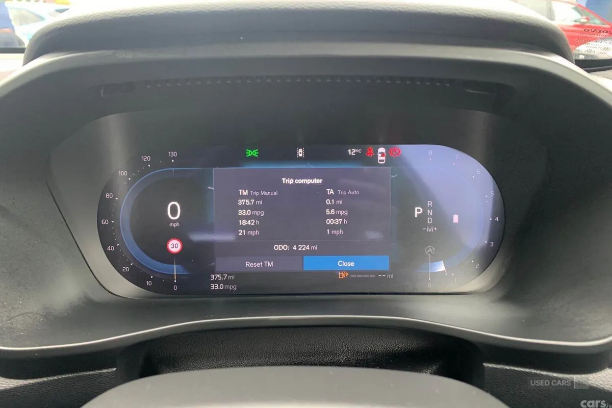 Volvo XC40 SUV, Petrol Hybrid, 2025, Blue