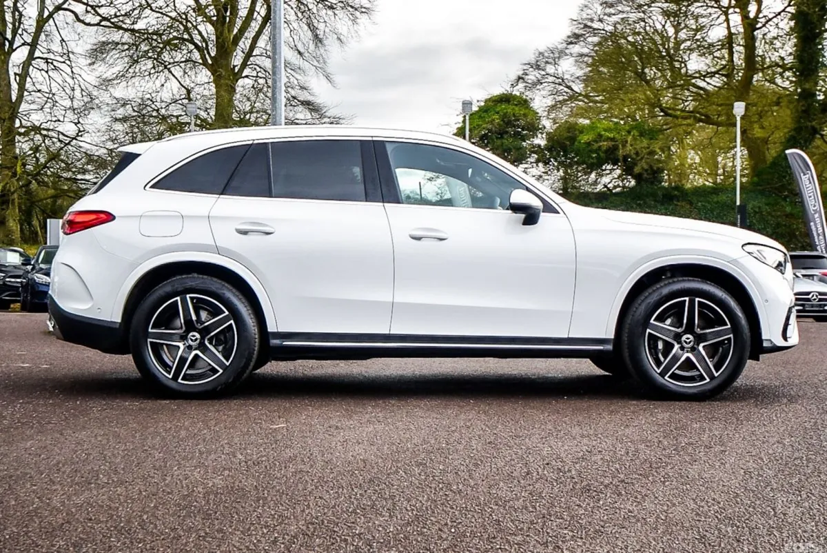 Mercedes-Benz GLC SUV, Diesel Plug-in Hybrid, 2023, White