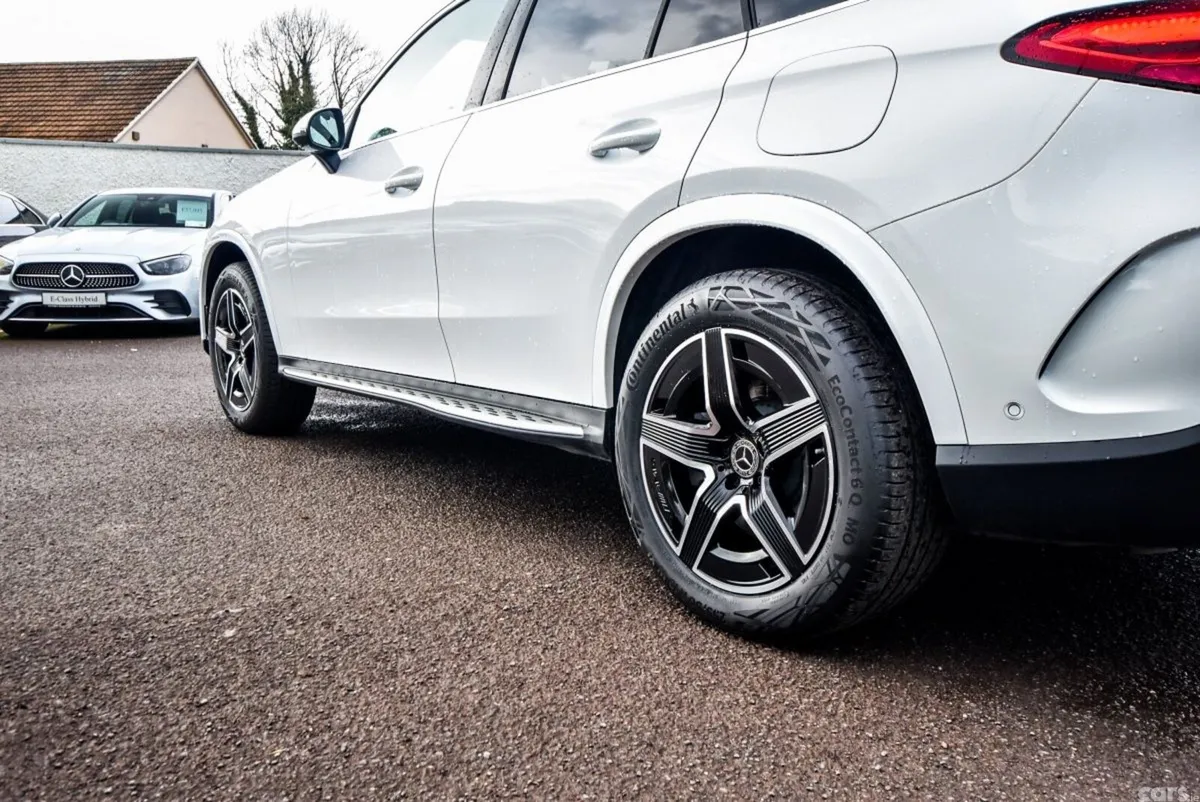 Mercedes-Benz GLC SUV, Diesel Plug-in Hybrid, 2023, White