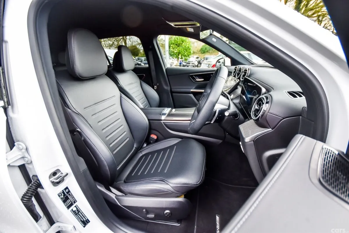 Mercedes-Benz GLC SUV, Diesel Plug-in Hybrid, 2023, White