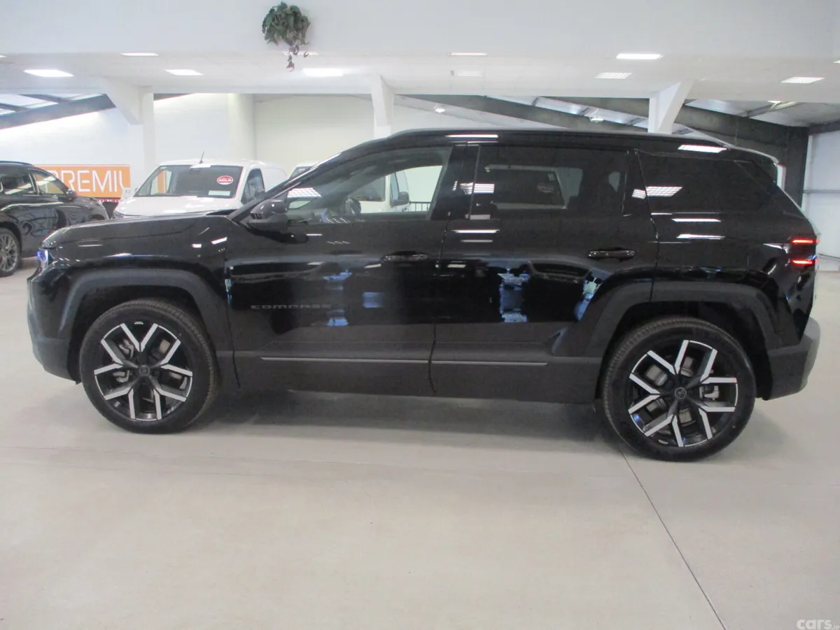 Jeep Compass SUV, Electric, 2026, Black