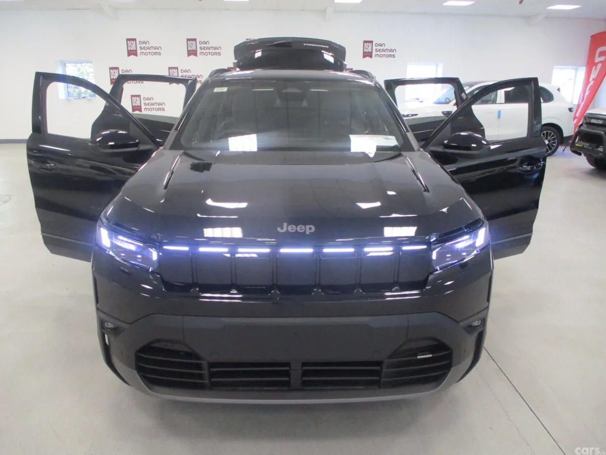 Jeep Compass SUV, Electric, 2026, Black