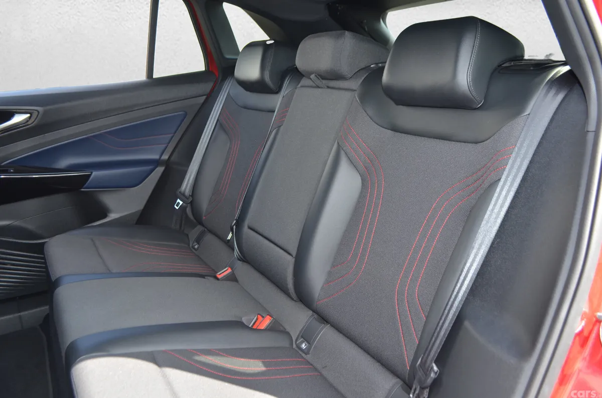 Volkswagen ID.4 Hatchback, Electric, 2022, Red