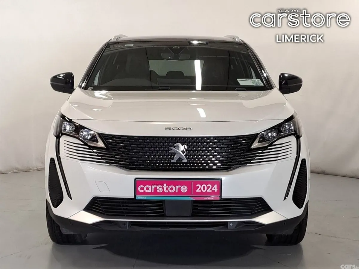 Peugeot 5008 MPV, Petrol Hybrid, 2024, White