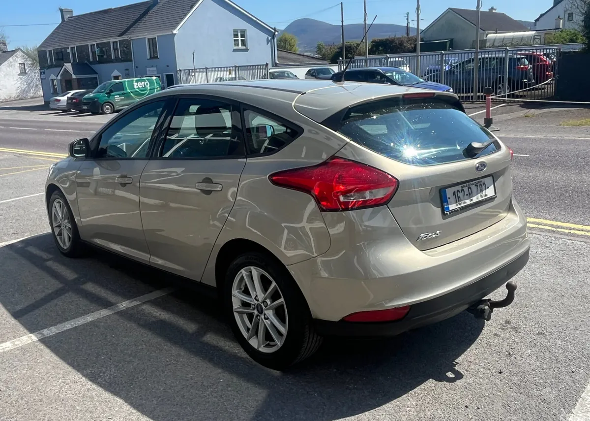 Ford Focus Hatchback, Diesel, 2016, Silver