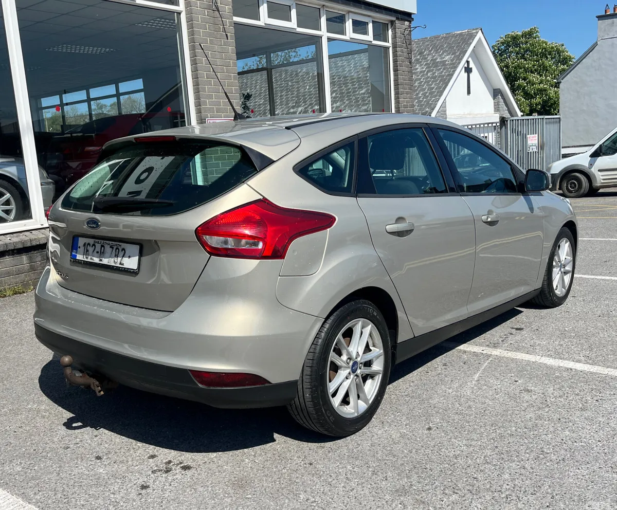 Ford Focus Hatchback, Diesel, 2016, Silver