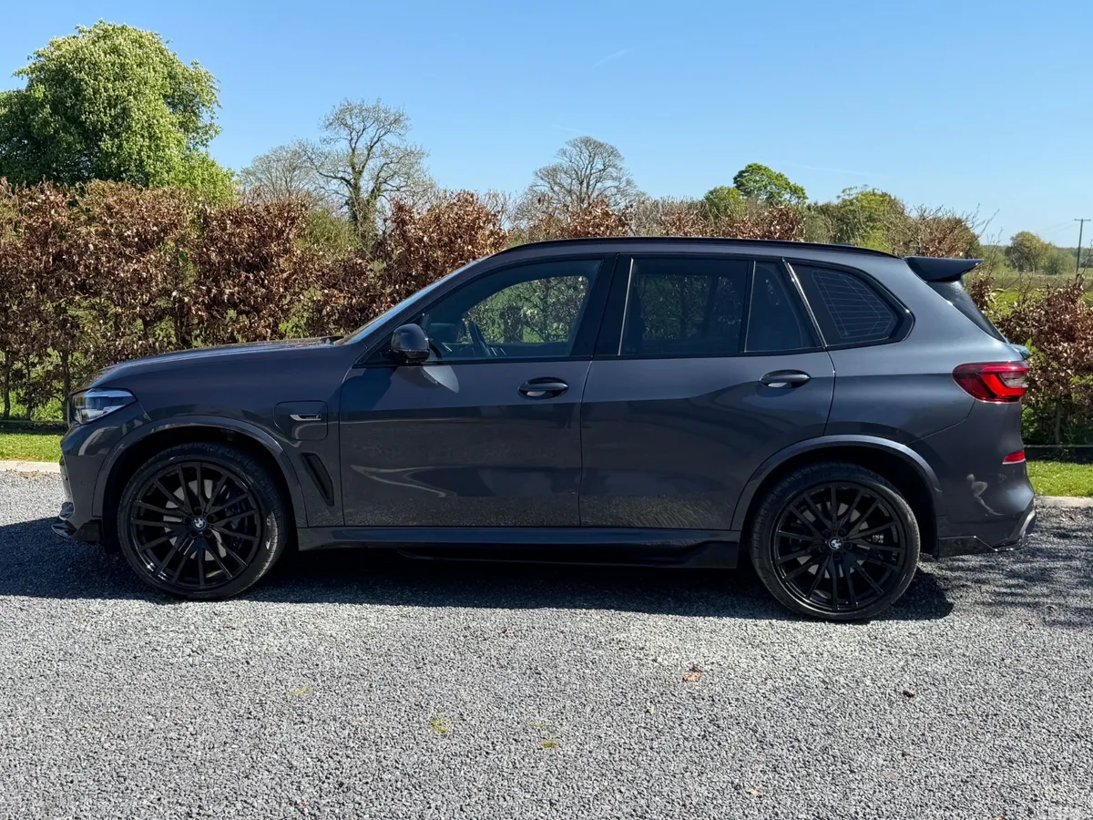 BMW X5 SUV, Petrol Hybrid, 2022, Grey