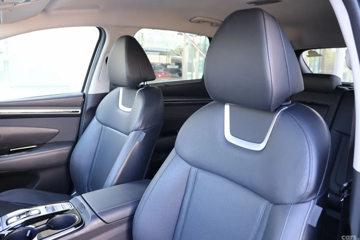 Hyundai Tucson SUV, Petrol Hybrid, 2023, Silver