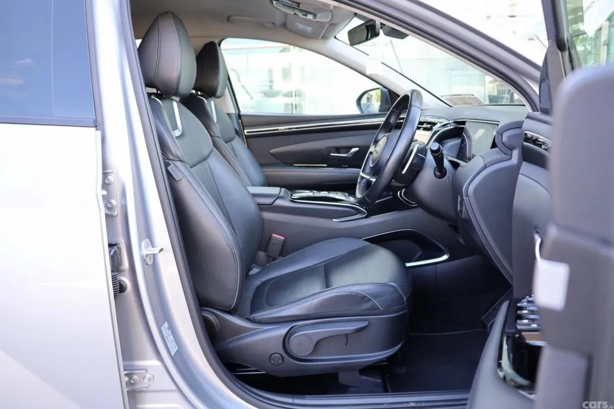 Hyundai Tucson SUV, Petrol Hybrid, 2023, Silver