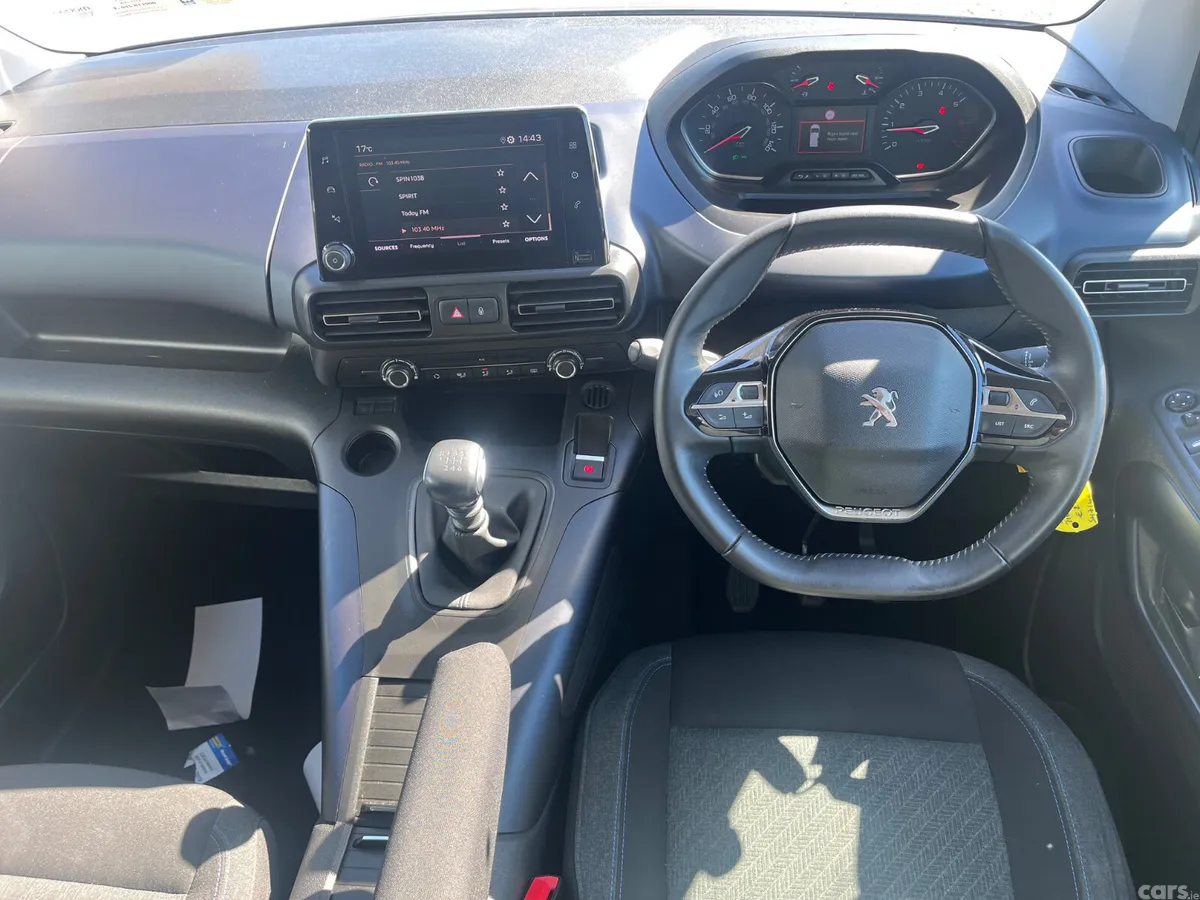 Peugeot Rifter MPV, Diesel, 2022, Silver