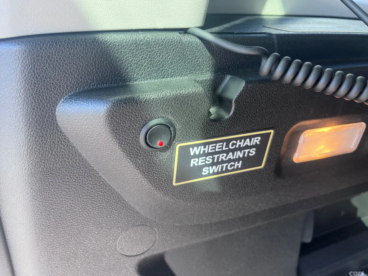 Peugeot Rifter MPV, Diesel, 2022, Silver