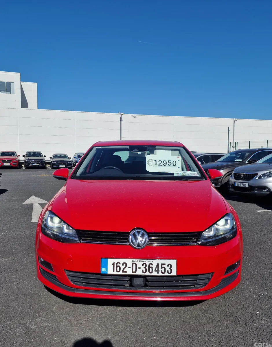 Volkswagen Golf Hatchback, Petrol, 2016, Red