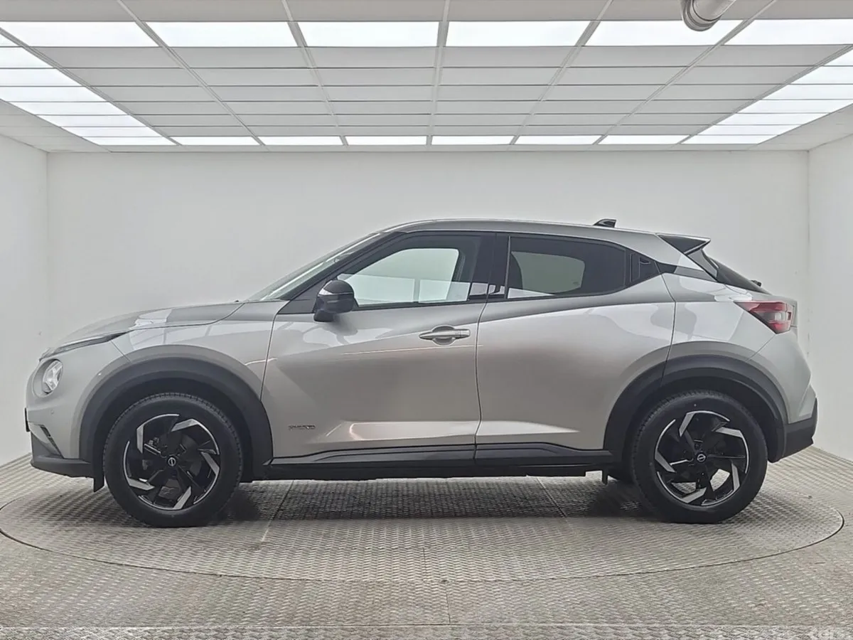 Nissan Juke SUV, Petrol Hybrid, 2024, Grey
