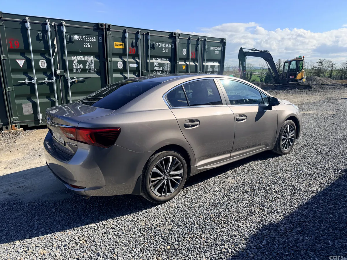 Toyota Avensis Saloon, Diesel, 2016, Bronze
