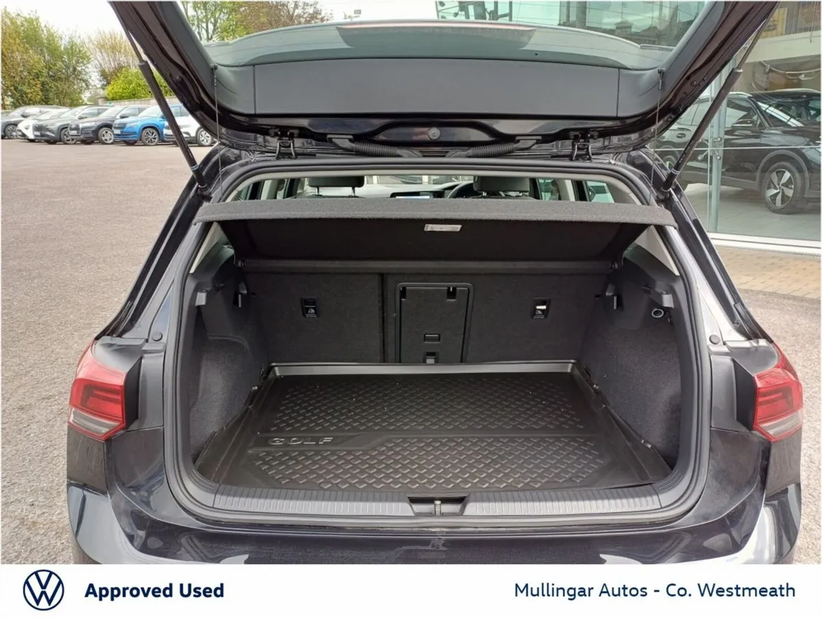 Volkswagen Golf Hatchback, Diesel, 2023, Black