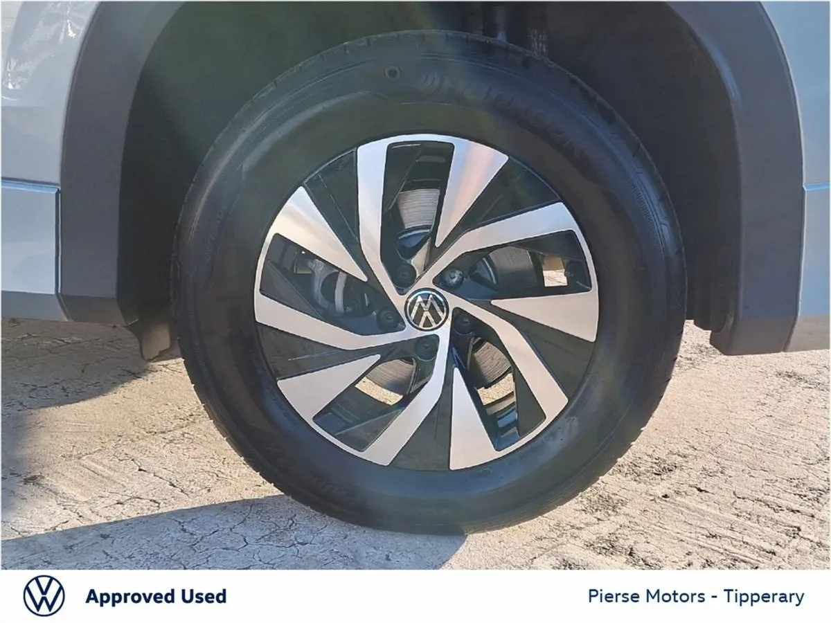 Volkswagen Tayron Estate, Diesel, 2025, Silver