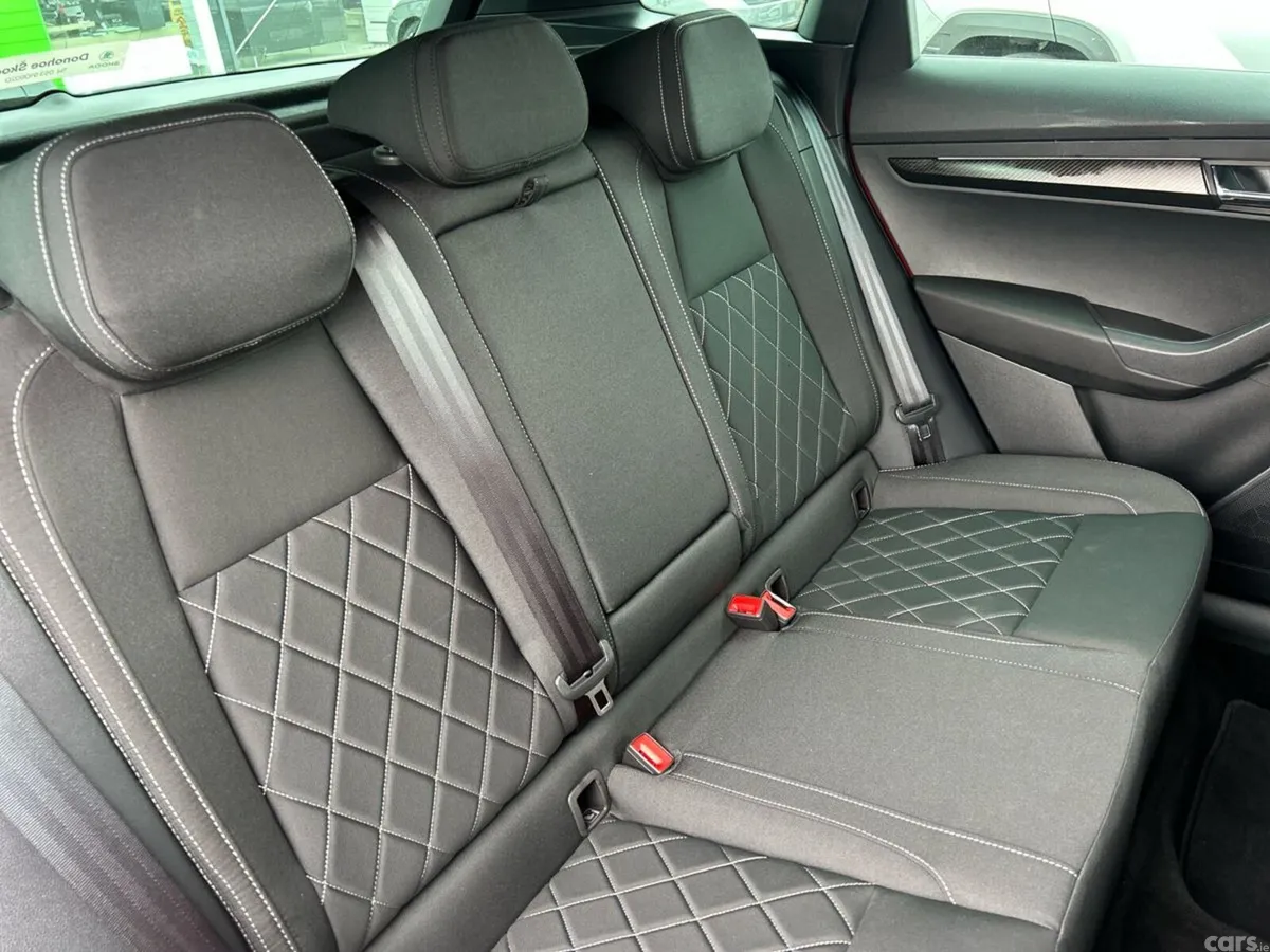 Skoda Karoq Estate, Diesel, 2026, Red