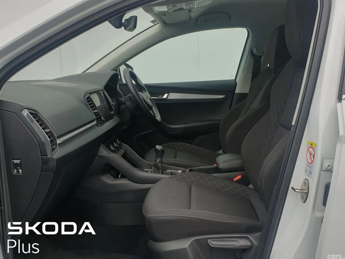 Skoda Karoq SUV, Petrol, 2022, White