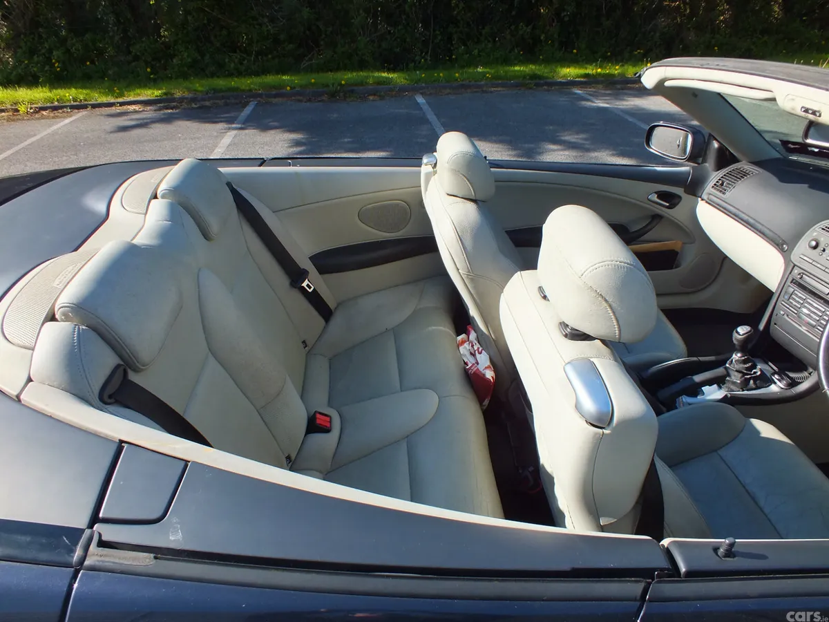 Saab 9-3 Convertible, Petrol, 2005, Blue